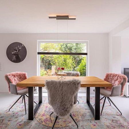Adenauer Zwoelf - Das 5 Sterne Ferienhaus Mit Sauna Und Garten Am Eifelsteig Kerpen  Dış mekan fotoğraf