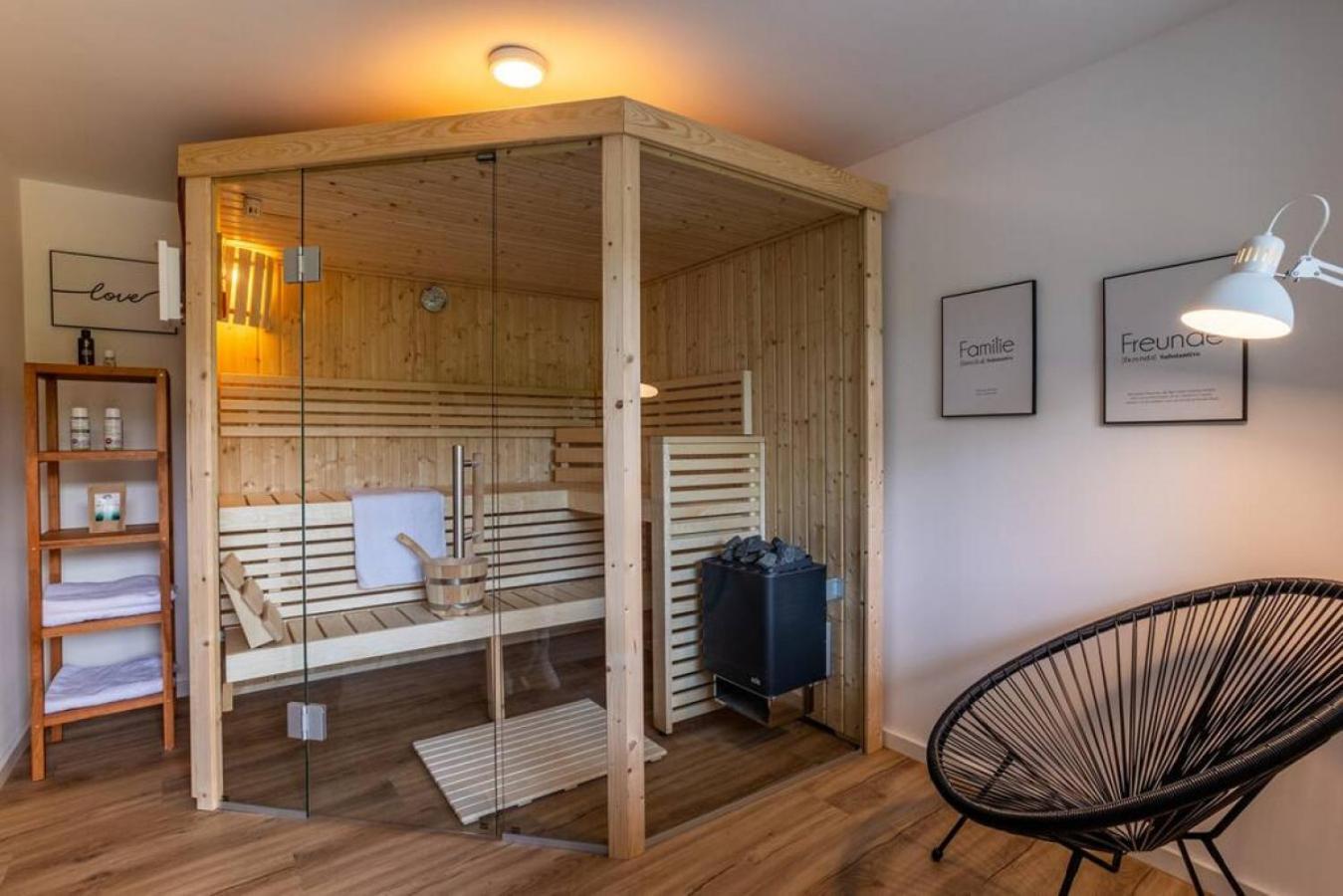 Adenauer Zwoelf - Das 5 Sterne Ferienhaus Mit Sauna Und Garten Am Eifelsteig Kerpen  Dış mekan fotoğraf